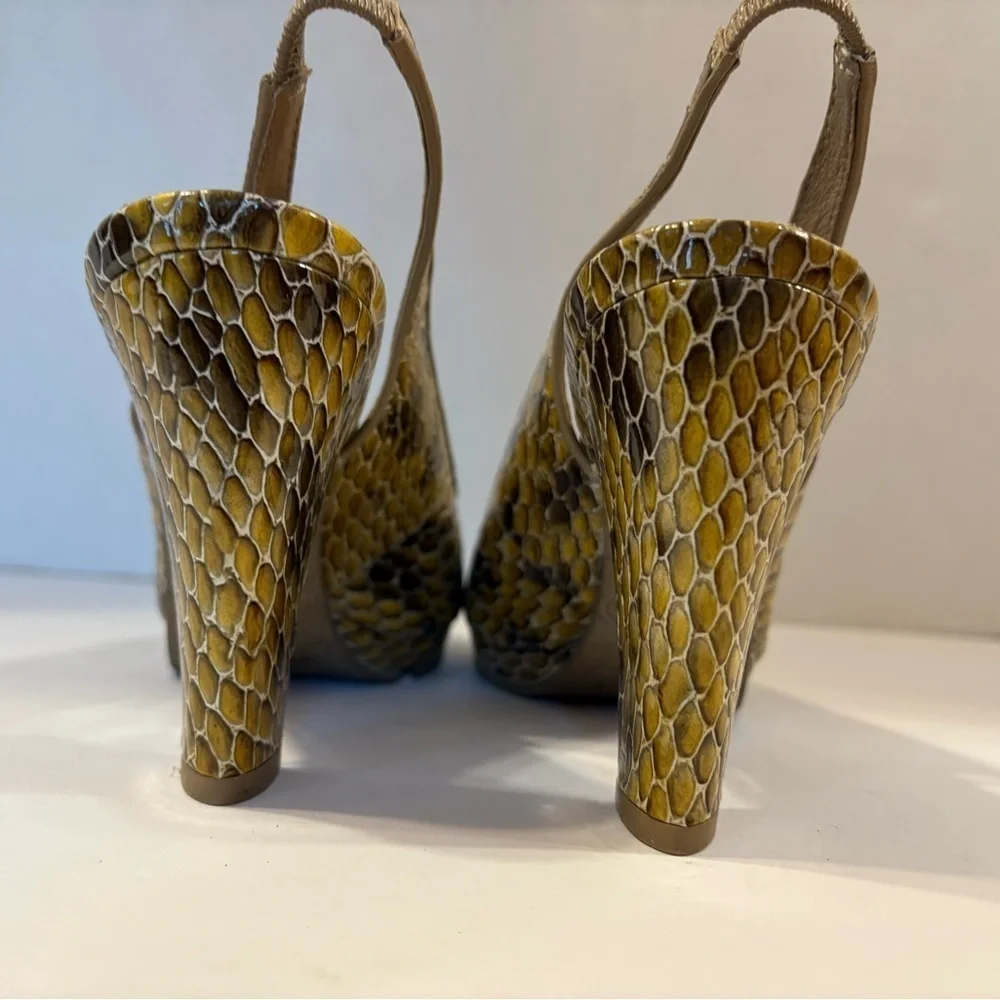 Diego Di Lucca snakeskin peep toe wedge heel sandals size 8 NWOT